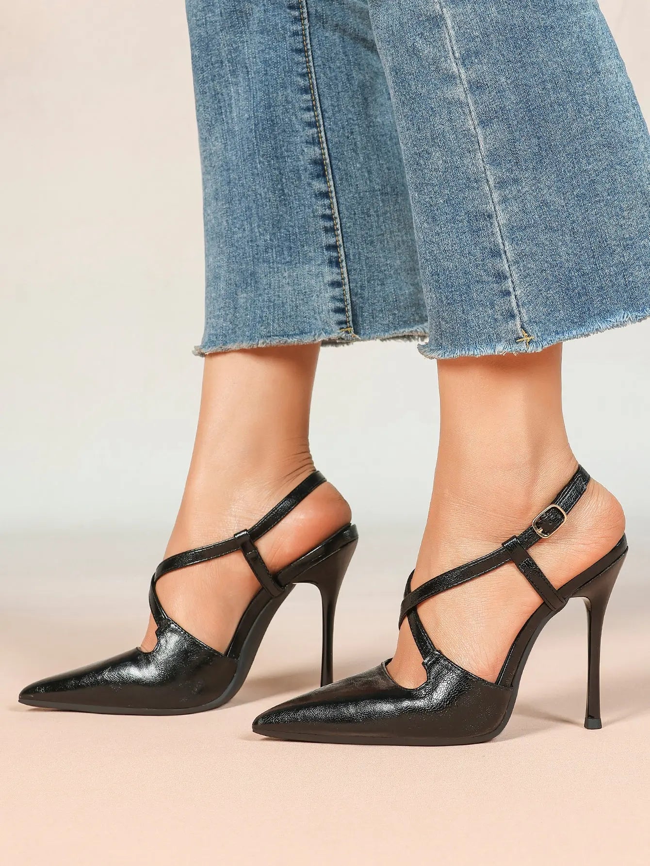 Women's Black High-Heel Sandals Pointed Toe Cross Ankle Strap Stiletto Heels Wedding Party Dress Shoes YISHIFAN