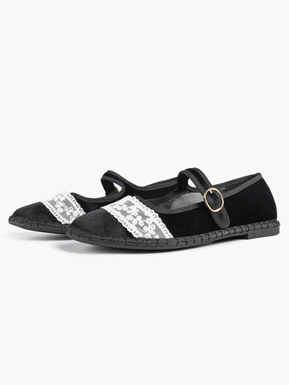 Black Velvet Mary Janes: White Lace Accents, Gold-Buckle Straps & Avant-Garde Comfort Flats YISHIFAN