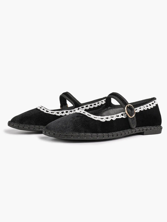 Black Velvet Mary Janes: White Crochet Lace, Gold-Buckle Straps & Avant-Garde Comfort YISHIFAN