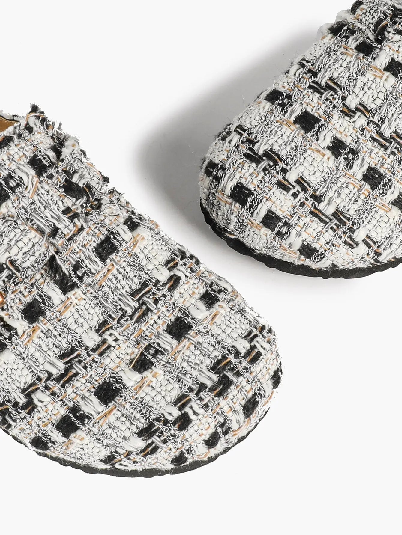 Black & White Tweed Fringe Boston Clogs – Women's Closed Toe Buckle Mule in Chanel-Style Fabric YISHIFAN