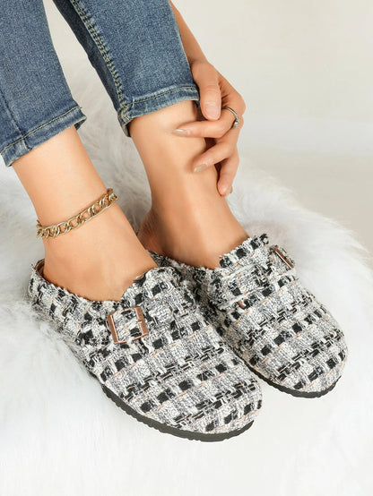 Black & White Tweed Fringe Boston Clogs – Women's Closed Toe Buckle Mule in Chanel-Style Fabric YISHIFAN