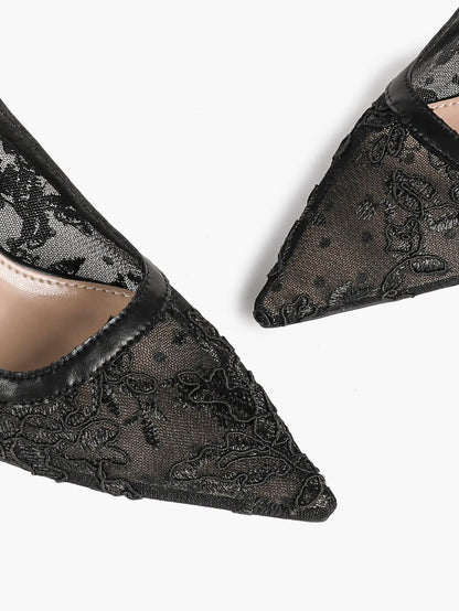 White Floral Embroidery Slingback Kitten Heels – Women's Pointed Toe Goblet Heel YISHIFAN