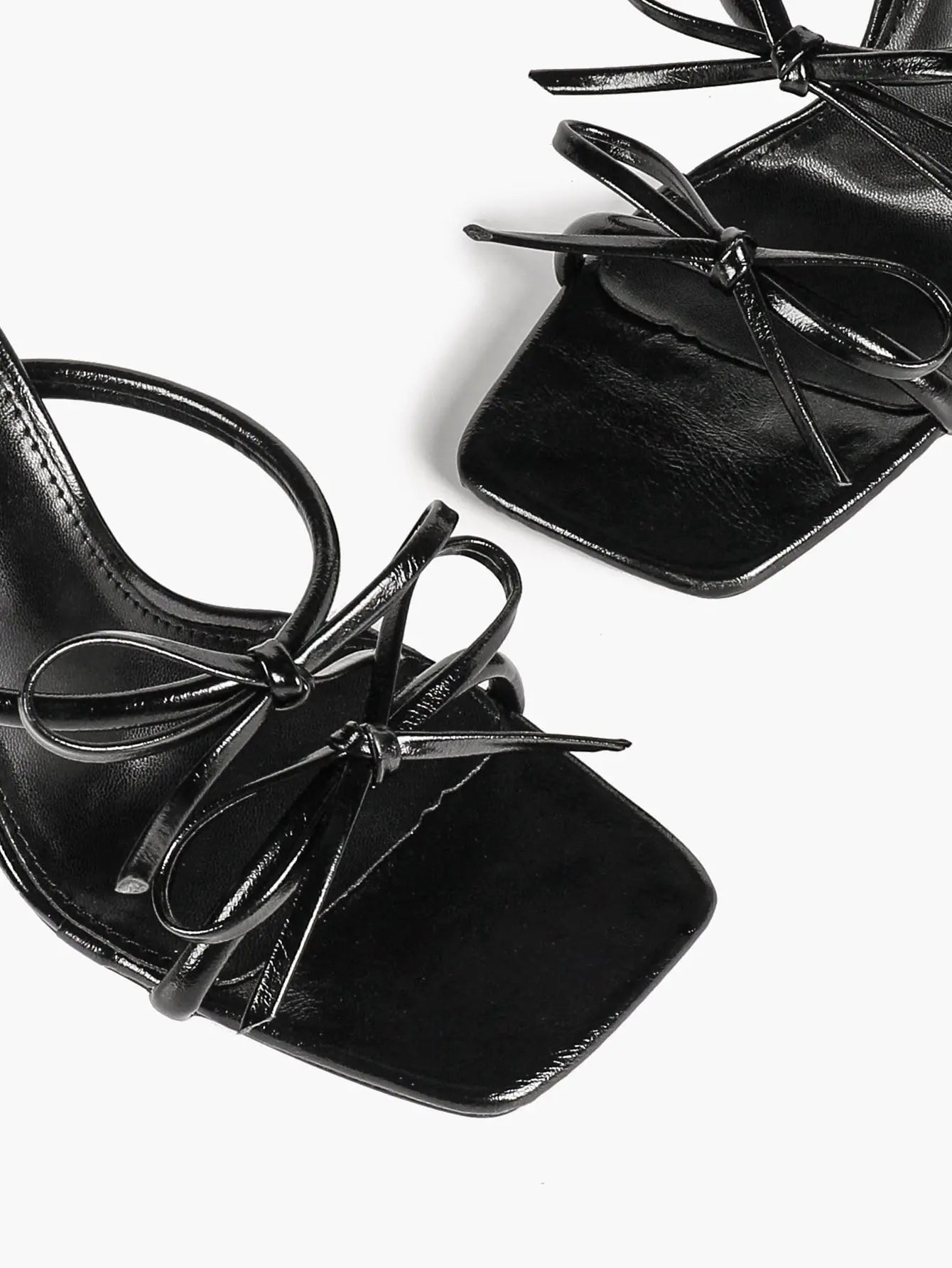 "Noir Bow" Patent Leather Bow-Detail Strappy Mule Stilettos – 10.5cm Square-Toe High Heels YISHIFAN