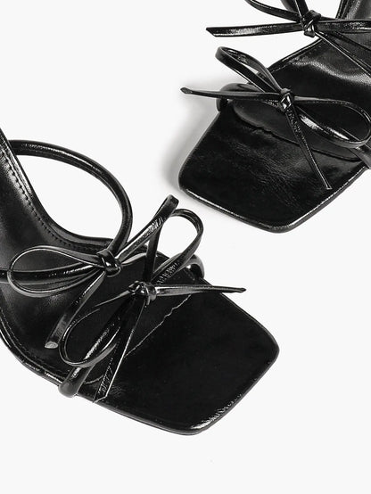 "Noir Bow" Patent Leather Bow-Detail Strappy Mule Stilettos – 10.5cm Square-Toe High Heels YISHIFAN