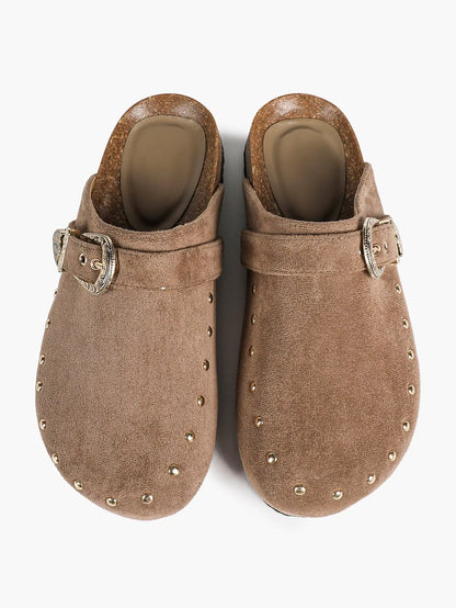 Mocha Suede All-Over Stud Western Engraved Buckle Boston Clogs – Women's Platform Closed Toe Mule YISHIFAN