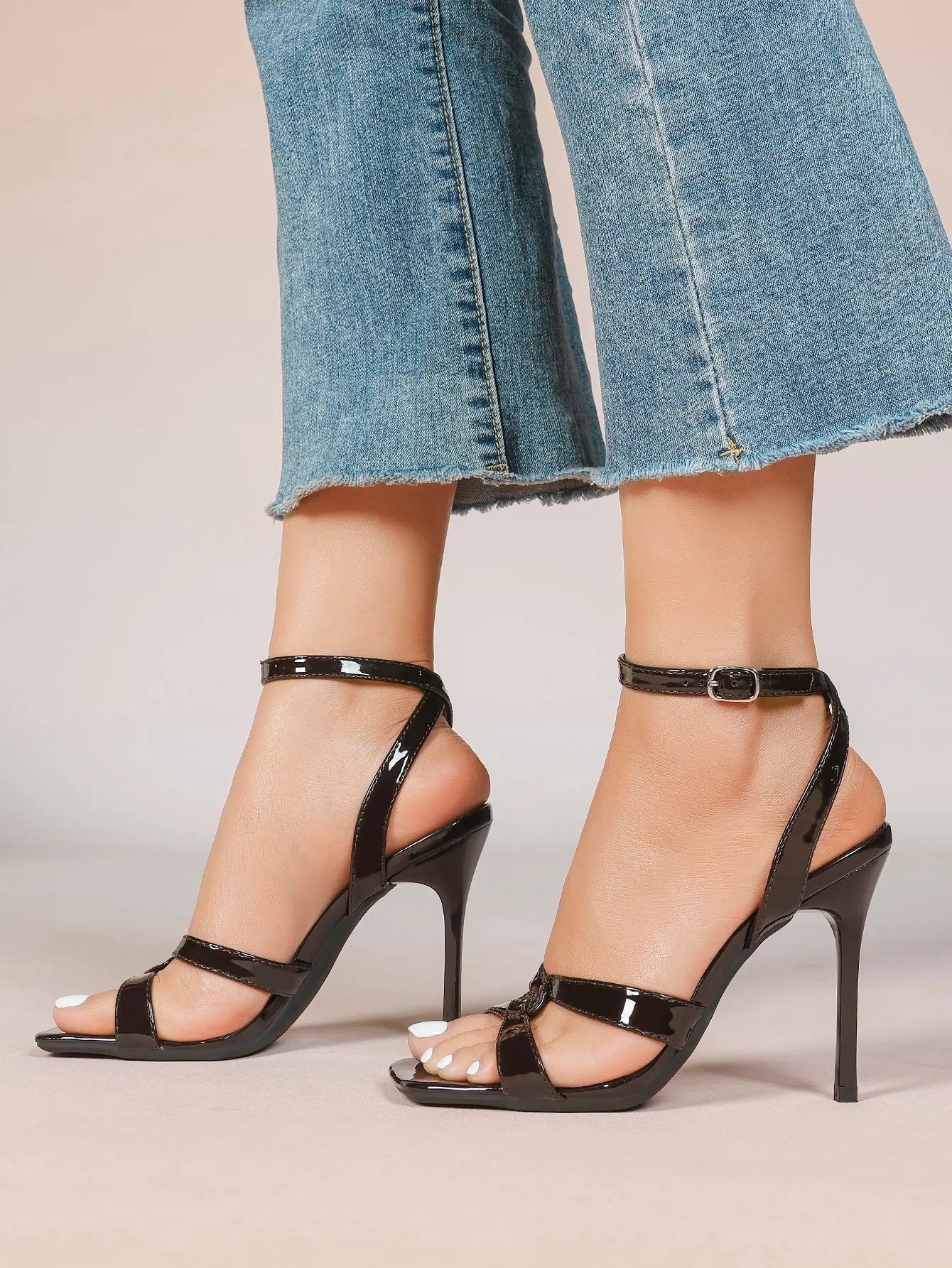 Women's Gold Leather Cross Strap Stiletto Heels 4.13 Inch Square Toe Ankle Strap Sandals YISHIFAN