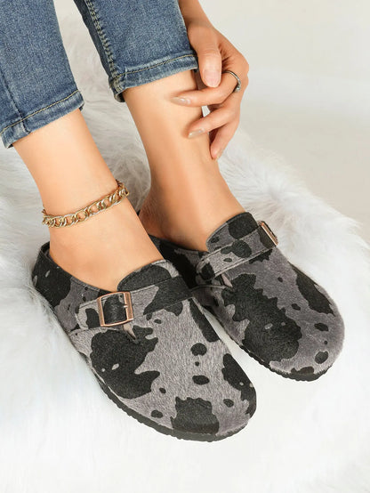 Black & White Tweed Fringe Boston Clogs – Women's Closed Toe Buckle Mule in Chanel-Style Fabric YISHIFAN
