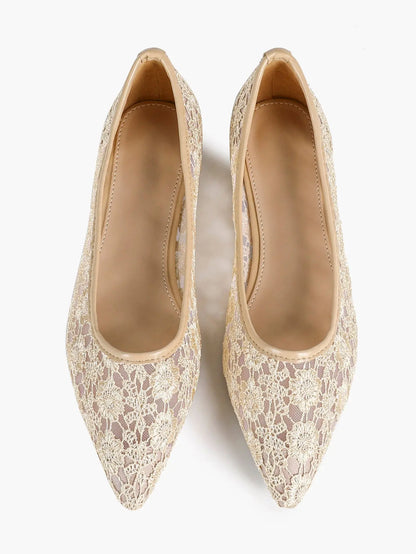 White Daisy Lace Sheer Mesh Pointed Toe Flats – Women's See-Through Bridal Ballet Flat with Caramel Footbed YISHIFAN