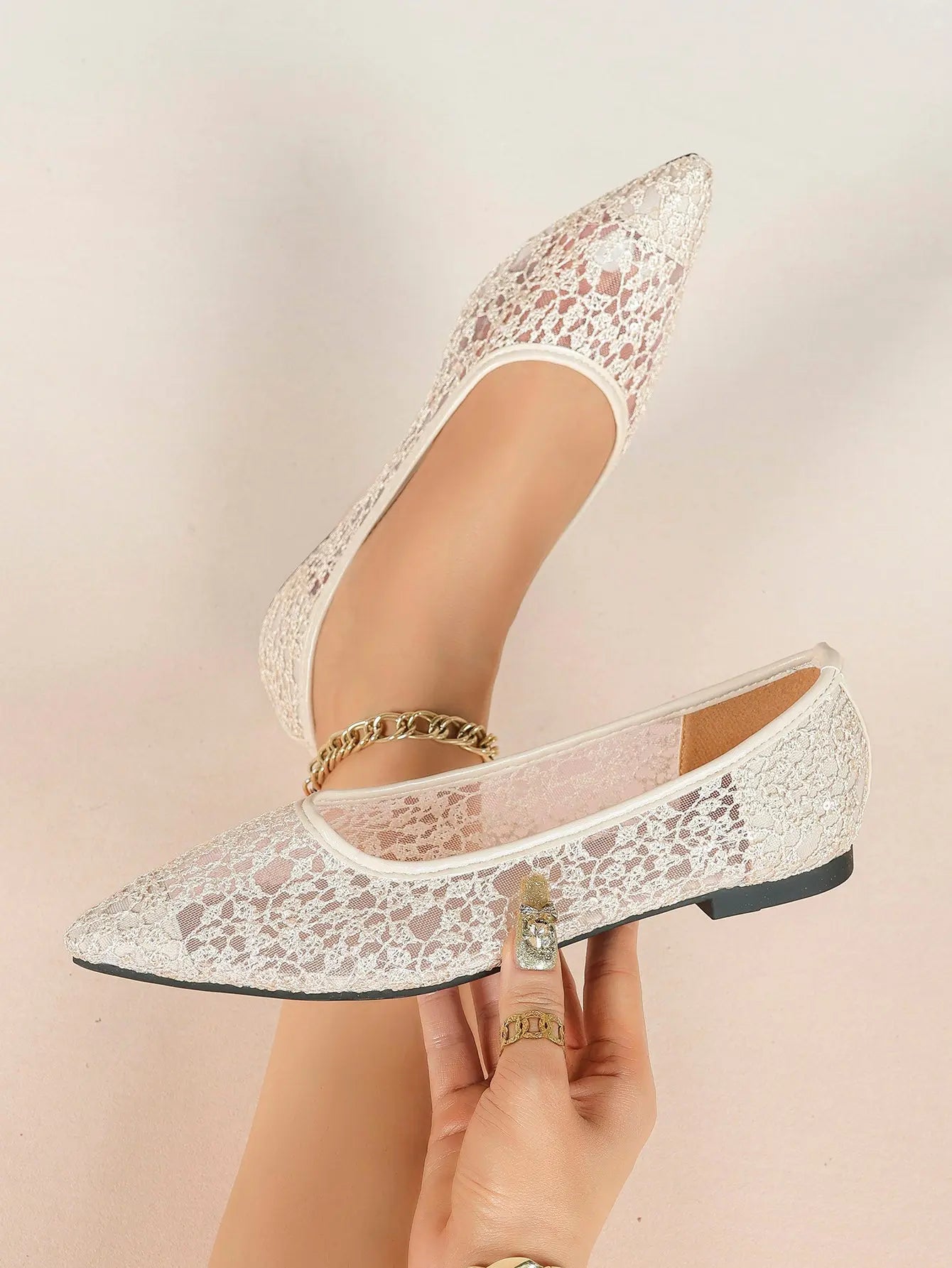 White Floral Lace Mesh Pointed Toe Flats – Women's Sheer Ballet Flat with 3D Bouquet Lace & Caramel Footbed YISHIFAN