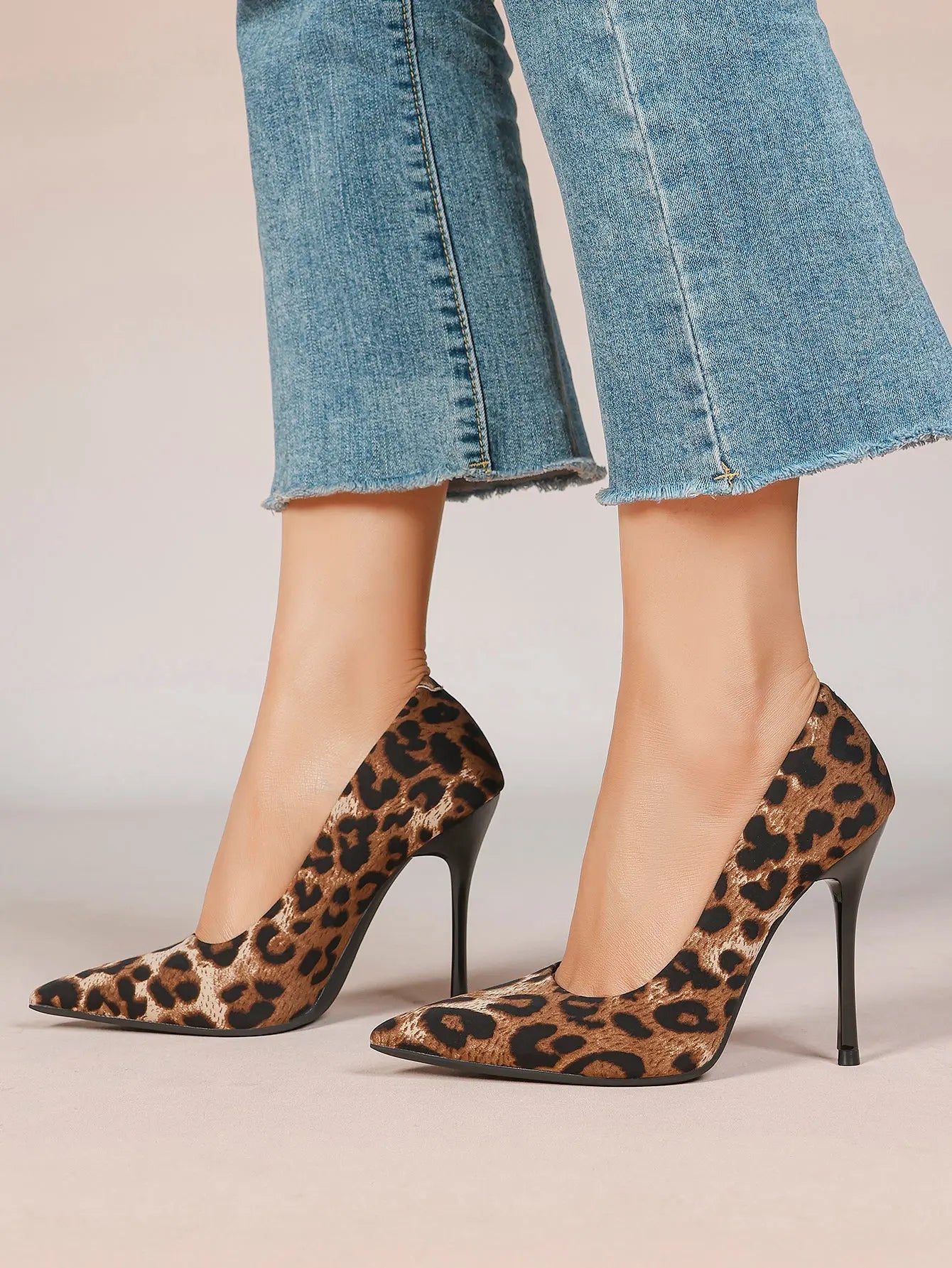 Women's Closed Pointed Toe Classic Stiletto Heels for Wedding Party Evening Dress Shoes YISHIFAN