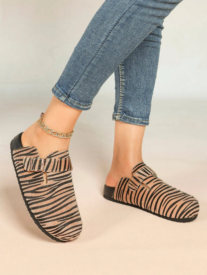 Leopard Print Faux Pony Hair Boston Clogs – Women's Closed Toe Buckle Mule with Soft Footbed YISHIFAN