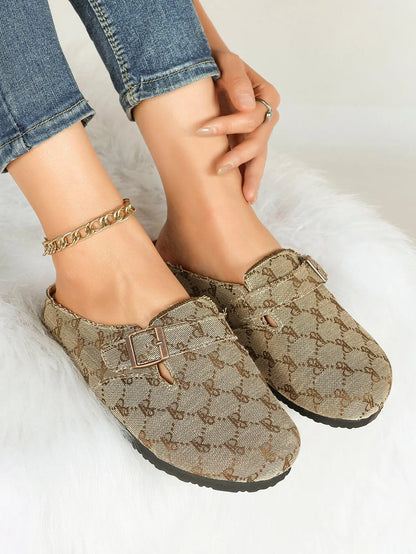 Black & White Tweed Fringe Boston Clogs – Women's Closed Toe Buckle Mule in Chanel-Style Fabric YISHIFAN