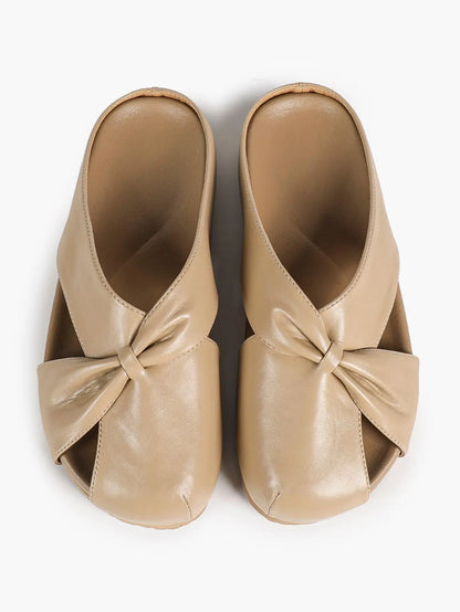White Crossover Knot Slide Sandals – Women's Open Toe Flat Mule with Cushioned Footbed YISHIFAN