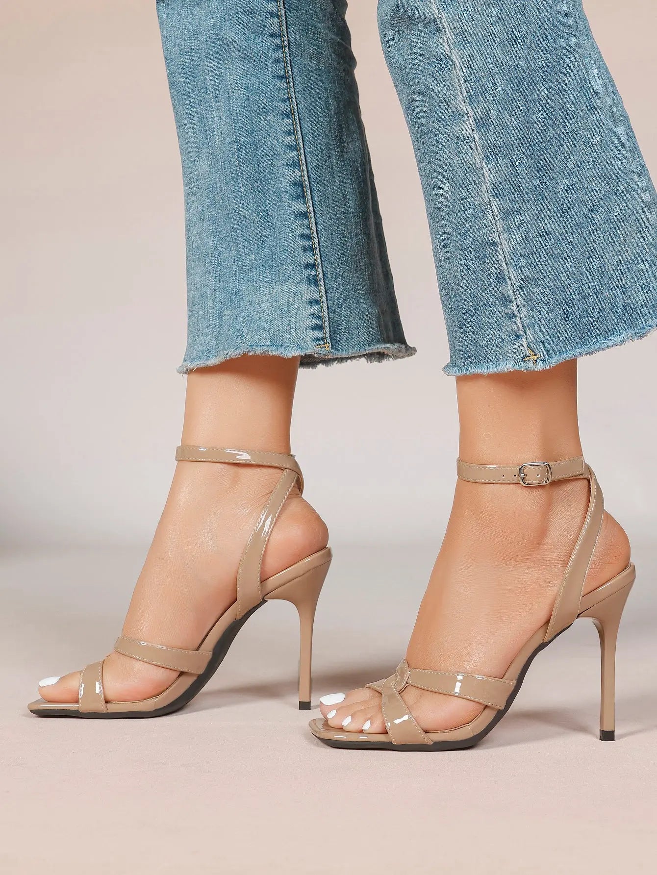 Women's Gold Leather Cross Strap Stiletto Heels 4.13 Inch Square Toe Ankle Strap Sandals YISHIFAN