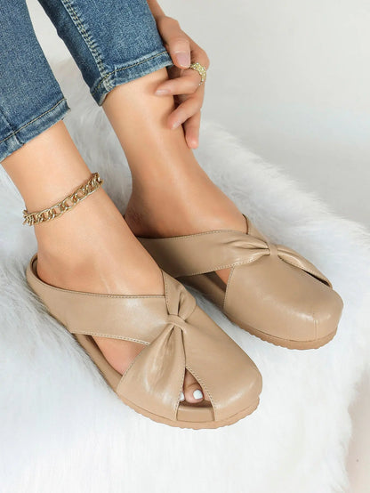 White Crossover Knot Slide Sandals – Women's Open Toe Flat Mule with Cushioned Footbed YISHIFAN