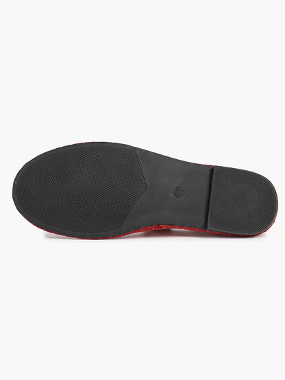 Black-White Grid Mary Jane Flats: Red Accents, Avant-Garde Heel & All-Day Retro Charm YISHIFAN