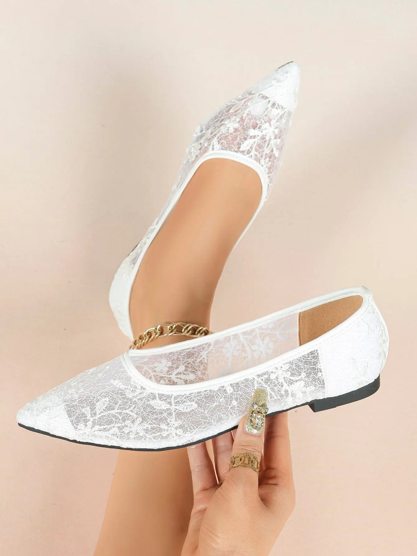 Wine Red Sequin Lace Mesh Pointed Toe Flats – Women's Floral Embroidery Ballet Flat with Iridescent Shimmer YISHIFAN